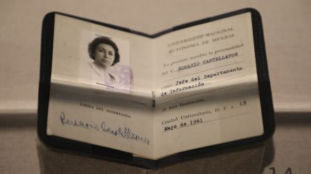 Fotografía compartida por el Colegio de San Ildefonso en el marco de la exposición 'Un cielo sin fronteras. Rosario Castellanos: archivo inédito'