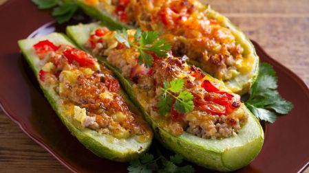 Receta de pimientos rellenos de carne gratinados