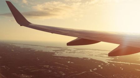 Sector aéreo en México suma déficit de 500 controladores.