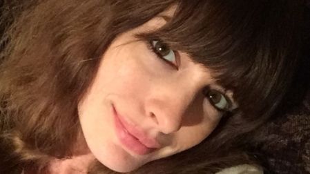 Anne Hathaway rompe el silencio sobre el problema que la dejó parcialmente ciega