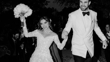 Explicó que su matrimonio funciona a distancia por trabajo.