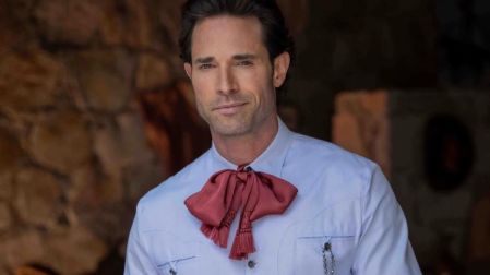 Sebastián Rulli reacciona a su supuesto video romántico con Cazzu