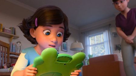 Bad Bunny llega a Toy Story 5: así será “Pizza con gafas”, su nuevo personaje en Pixar