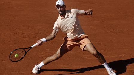 Djokovic enfrentará en tercera ronda al ganador entre Arnaldi vs Tsitsipás
