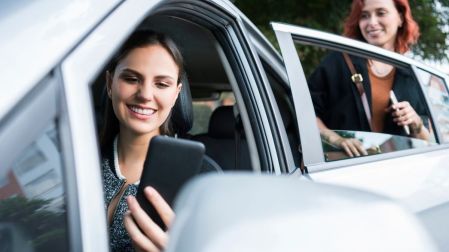 Uber mujeres: ¿Cómo elegir que te lleve una conductora en la app?