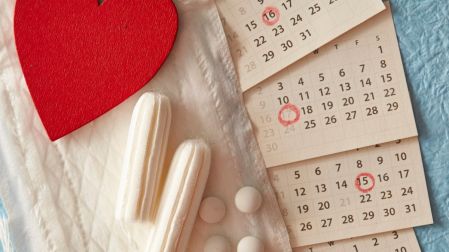 Mitos de la menstruación: “Datos que abrazan”, la iniciativa literaria que busca acabar con ellos