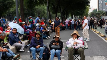 Maestros de la CNTE realizan bloqueo en CDMX