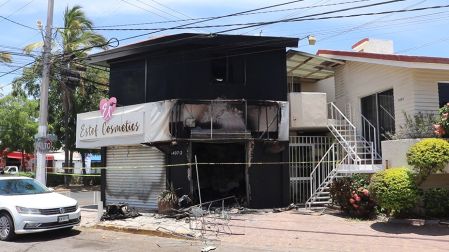 Ataque en el negocio “Estef Cosmetics” perteneciente a la influencer Estef Monárrez
