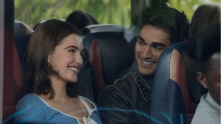 Los personajes de Hannah Wells y Garrett Graham en Off Campus.