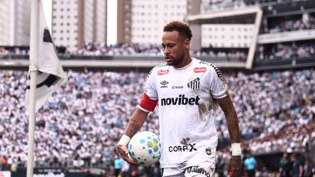 El Santos de Brasil señaló que Neymar sólo sufría un edema