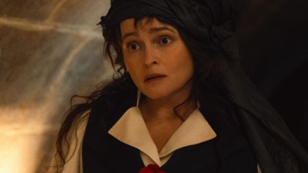 También vuelven Helena Bonham Carter como Eudoria Holmes