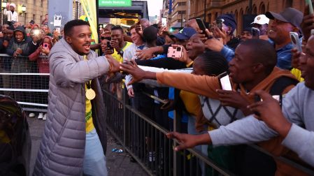 Teboho Mokoena es el futbolista más querido de Sudáfrica.