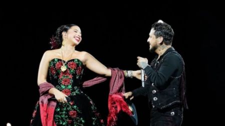 Christian Nodal y Ángela Aguilar juntos en concierto en CDMX