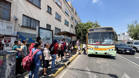 Los cierres parciales de la Línea 2 y el servicio emergente con autobuses de la RTP continuarán hasta el miércoles