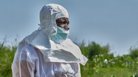 La Organización Mundial de la Salud declaró una emergencia sanitaria internacional por el brote.