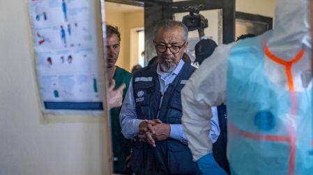 El brote activo en RDC y Uganda supera los 280 casos confirmados y ha sido considerado una emergencia de salud pública.