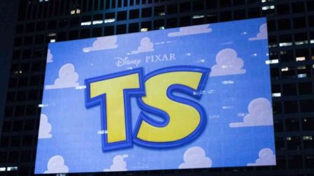 Taylor Swift escribió canción sobre la vaquerita Jessie en Toy Story 5