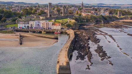St Andrews es famosa por haber unido los caminos de William y Kate.