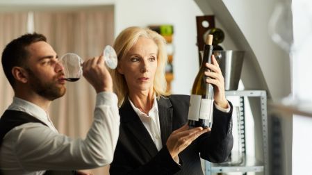 ¿Qué es un sommelier?