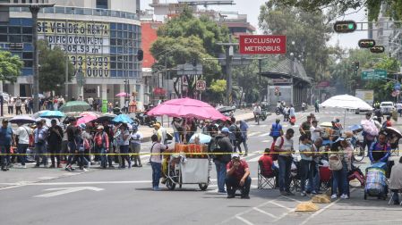 La jefa de Estado afirmó que algunas de las acciones registradas en las protestas recientes no corresponden a manifestaciones pacíficas, por lo que las calificó como “provocaciones”.