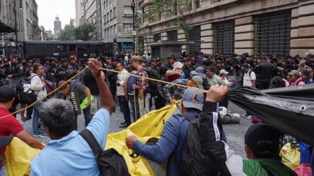 La primera presidenta del país también recordó que las movilizaciones no representan a la totalidad del magisterio nacional, sino a grupos específicos de la CNTE.