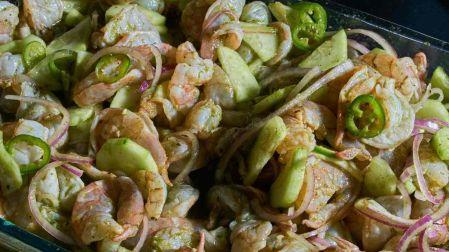 México posiciona ocho platillos con camarón en TasteAtlas