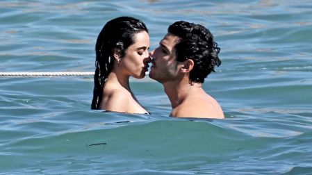 Camila Cabello en una escapada romántica en España con su ahora ex pareja