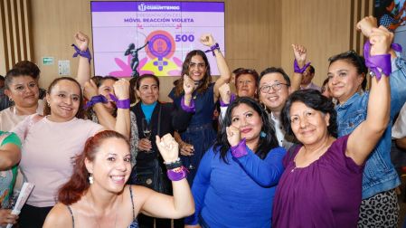 Ciudad de Mexico.04 junio 2026.KIA Campus CDMX.La alcaldesa Alessandra Rojo de la Vega llevo a cabo la instalacion del Punto Violeta numero 500. La acompanaron, Sehyun Park, CX, OW & DD Executive Advisor KIA Mexico, y Berenice Trevino, Sales Admin Senior Manager KIA Mexico.Foto: Eduardo Jimenez Fernandez / @LaloJimenezF22