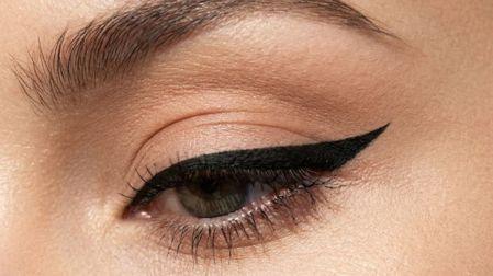 Qué tonos de delineador de ojos rejuvenecen la mirada