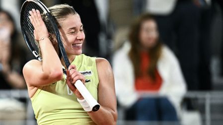 La polaca Maja Chwalinska superó problemas de depresión y lesiones que la hicieron pensar en retirarse del tenis hace unos años.