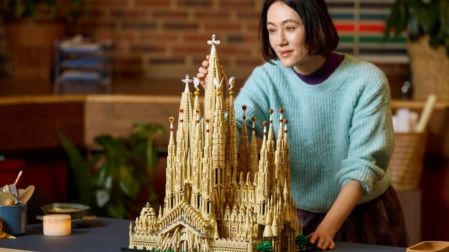 LEGO lanza el set más grande de La Sagrada Familia: la impresionante réplica inspirada en Gaudí