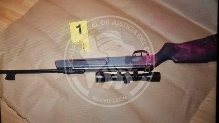 Arma decomisada a sujeto que amenazaba a su pareja en Nuevo León