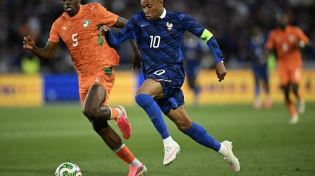 Kylian Mbappe no pudo lucir en el mediotiempo que tuvo para jugar con Francia.