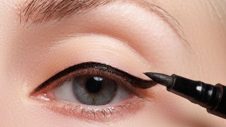 Delineado para ojos encapotados: trucos infalibles