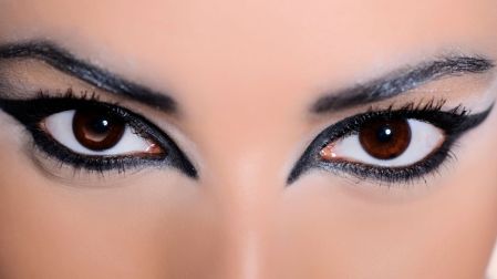Delineado para ojos encapotados: trucos infalibles