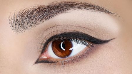 Delineado para ojos encapotados: trucos infalibles