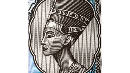 La ubicación de su tumba continúa siendo un misterio que fascina a arqueólogos de todo el mundo.