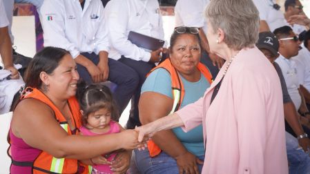Semarnat descarta Área Natural Protegida en Mahahual