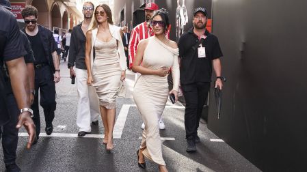 FORMULA ONE MONACO GRAND PRIX 2026 Kim Kardashian and Khloe Kardashian in the paddock during the Formula 1 Louis Vuitton Monaco Grand Prix 2026, 6th round of the 2026 Formula 1 World Championship, WM, Weltmeisterschaft from June 5th - 7th, 2026 at the Circuit de Monaco, Monte Carlo, Monaco. Credit: Robbie Hoad Every Second Media Editorial use only. All images are copyright Every Second Media Limited. No images may be reproduced without prior permission. Copyright: xIMAGO EveryxSecondxMediax ESM-2024-0423 RobbiexHoadx xEveryxSecondxMediax