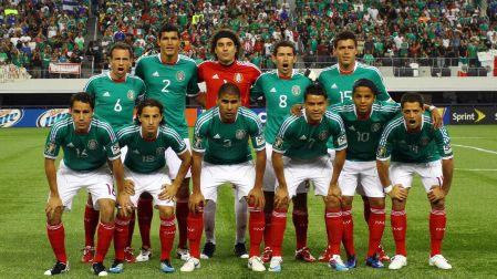 Para la Copa Oro 2011, cinco futbolistas fueron expulsados del Tri por su positivo a clembuterol.