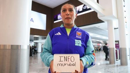 Decenas de voluntarios para el Mundial en Guadalajara ya figuran en las terminales aéreas junto a un amoplio dispositivo de seguridad.