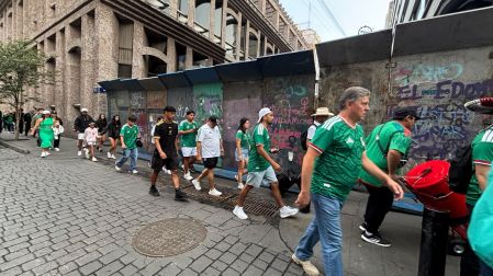 Pasado el mediodía, la algarabía dominaba la plancha del Zócalo