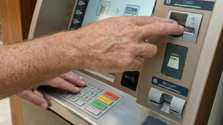 Error en cajeros automáticos del banco.