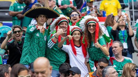 El aforo en el Estadio Ciudad de México fue de 80 mil fanáticos.