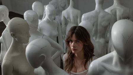 Cara Delevingne recuerda las humillaciones que vio en las pasarelas