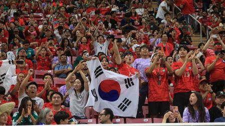 Aficionados de Corea del Sur celebraron el triunfo de 2-1 sobre Chequia en el Mundial 2026