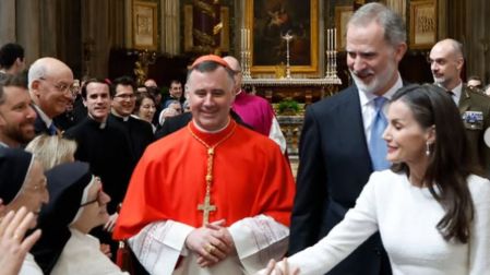 “Podéis estar bien orgullosos” Reina Letizia felicita en lengua de signos