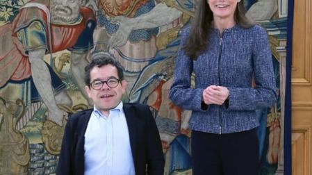 “Podéis estar bien orgullosos” Reina Letizia felicita en lengua de signos
