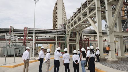 La jefa del Ejecutivo celebró que, gracias a la mayoría calificada en el Congreso de la Unión, se logró revertir formalmente la reforma energética del 2013