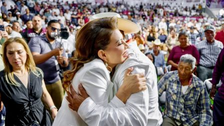 Lorenia Valles destacó en su Segundo Informe que impulsó 29 reformas constitucionales y cumplió los 20 compromisos asumidos con los sonorenses.